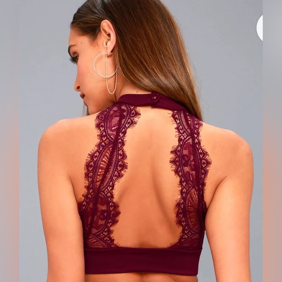 LULUS - Burgundy keyhole Front High Neck Choker Lace Panels Back Crop To… - Picture 3 of 10